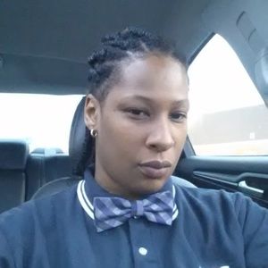 Meet your Posher, Ashiz